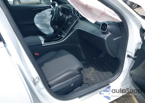 2025 Mercedes-Benz C 300 from USA, damaged, VIN W1KAF4HB7SR243342